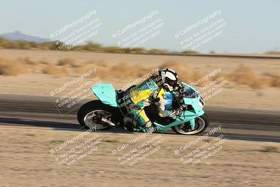 media/Nov-02-2025-CVMA (Sun) [[337aff29ab]]/Race 18-Supersport Middleweight/